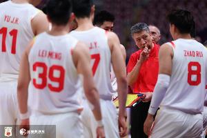 开云下载-雷蒙：年轻人的状态感染到我 让自己重新感受到20岁出头的状态