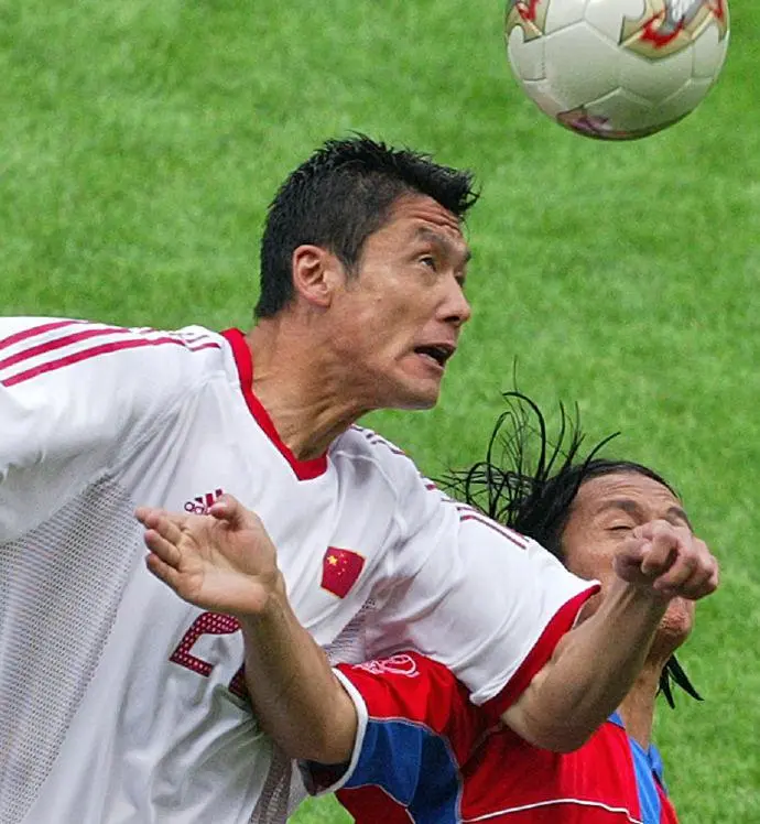 开云在线-致敬留洋先驱！FIFA官博发文为国足名宿杨晨送上生日祝福